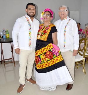 ¡FELIZ CUMPLEAÑOS, ANITA CARBALLO DE RODRÍGUEZ!