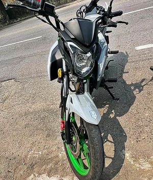 ¡SE ROBAN MOTO DE TALLER MECÁNICO!