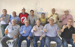 ¡FESTEJAN EL FIN DE AÑO!