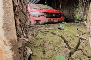 ¡DAMNIFICADOS SIGUEN SIN CASAS! - EN POZA RICA