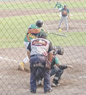 ¡COMPADRES, NOTARIA Y COSTA BROTHERS SE APUNTAN TRIUNFOS!