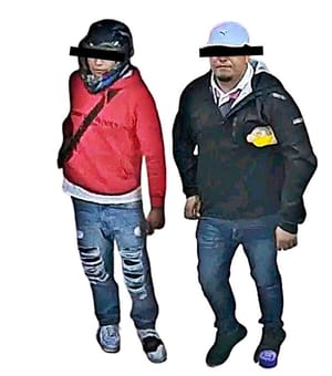 ¡DOS HAMPONES ASALTAN NEGOCIOS EN LAS VEGAS Y EL JOBO!