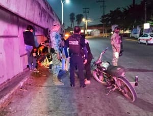 ¡CAYÓ DE LA MOTO EN LA BOTICARIA!