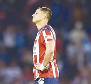 ¡”CHICHARITO” EL VILLANO…! - Y CHIVAS FUERA...