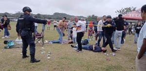 ¡PÁNICO EN CAMPO DE FÚTBOL! - ASESINARON A BALAZOS A TRABAJADOR DE UN JUZGADO Y A SU ESPOSA