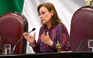 ¡Y COM-PA-RE-CIÓ! - ÁNDALE...