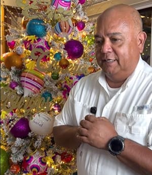 ¡REAPARECE PATROCINIO! - EL “BOLA OCHO”