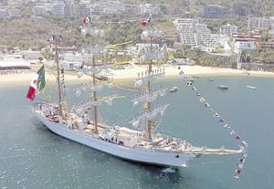 ¡REGRESA EL 'CUAHTÉMOC' A SU BASE DE ACAPULCO!