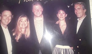 ¡REVELAN MÁS FOTOS DE EPSTEIN… ¡CON TRUMP, CLINTON Y OTROS VIP!