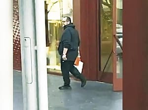 ¡CACHAN A OTRO HIJO DE AMLO DE SHOPPING!