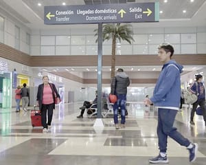 ¡PIERDEN 81 MIL USUARIOS RUTAS AÉREAS ENTRE MÉXICO Y EU!