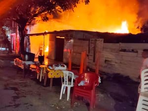 ¡QUEMAZÓN DE VIVIENDAS!