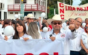 ¡QUIEREN JUSTICIA! - POR EL CRIMEN DEL LÍDER CAMPESINO RUBÉN CRUZ