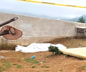 ¡JOVEN MURIÓ ELECTROCUTADO CUANDO DESCOLGABA LA LONA!