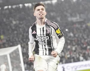 ¡JUVENTUS EVITA QUE ROMA SEA LÍDER DE SERIE A!