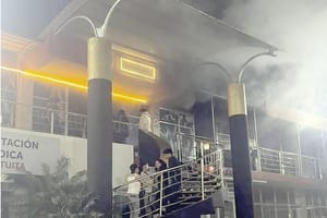 ¡REPORTAN 7 DESAPARECIDOS TRAS QUEMA DE BARES!