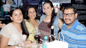 REALIZAN FESTIVAL DEL VINO