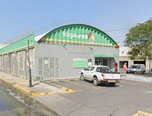 ¡ATRACAN BODEGA AURRERA EXPRESS EN LA POCITOS Y RIVERA!