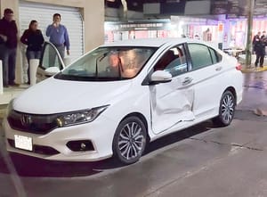 ¡CHOQUECITO EN BOCA DEL RÍO!