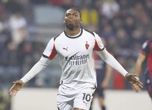 ¡DA RAFAEL LEAO VICTORIA Y LIDERATO AL MILÁN!