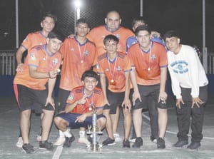 ¡PEDACITOS FC CAMPEÓN EN LA BICENTENARIO!
