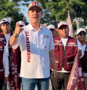 ¡RELOJAZO DE FARARONI! - *Lo captan con un Santos Cartier de 201 mil pesos