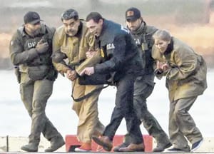 ¡“SIGO SIENDO EL PRESIDENTE”: NICOLÁS MADURO!