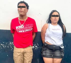 ¡DETIENEN A PAREJA POR ROBO CON VIOLENCIA!
