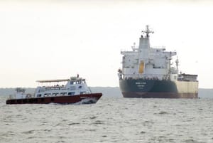 ¡REINO UNIDO ELOGIA INCAUTACIÓN DE EU DE PETROLERO, PERO PERSISTEN TENSIONES SOBRE GROENLANDIA!