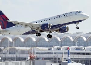 ¡ADMINISTRACIÓN DE AVIACIÓN PIDE A AEROLÍNEAS DE LOS EU PRECAUCIÓN AL VOLAR SOBRE MÉXICO!