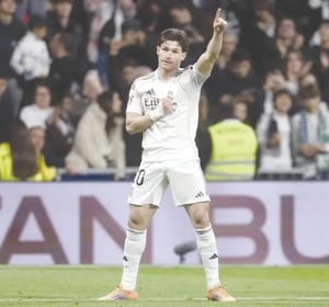 ¡GOLEA EL MADRID A BETIS CON TRIPLETE DE GONZALO GARCÍA!