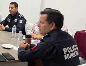 ¡ASALTANTES LE VACÍAN LA CUENTA BANCARIA AL ALBAÑIL!