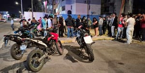¡ENCONTRONAZO DE MOTOS EN EL INFONAVIT CHIVERÍA!.