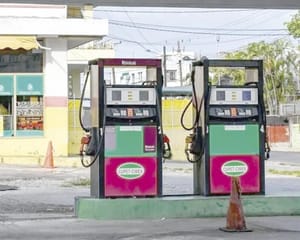 ¡ESTIMAN QUE CUBA ADEUDA 27,500 MDP A MÉXICO POR CRUDO!