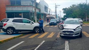 ¡TREMENDO ENCONTRONAZO EN EL FRACCIONAMIENTO REFORMA!