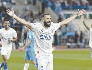 ¡DEBUTA BENZEMA CON TRES GOLES CON EL AL-HILAL!