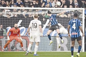 ¡DERROTAS DEL NÁPOLES Y MILÁN ENCAMINAN AL INTER AL TÍTULO!