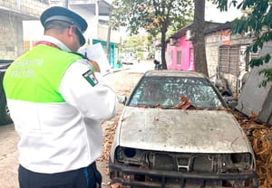 ¡REPORTAN 32 AUTOS ‘MACETA’ EN ZONA DE CARDEL!