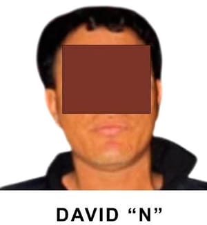 ¡HUNDEN A ASALTANTE DE FARMACIA GUADALAJARA!