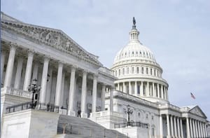 ¡VOTA CÁMARA BAJA CONTRA ARANCELES DE TRUMP A CANADÁ!