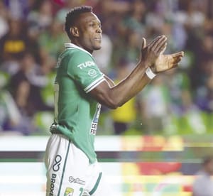 ¡REGRESA LEÓN AL TRIUNFO A COSTA DE SANTOS!