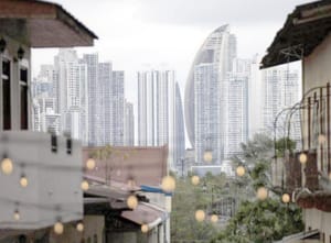 ¡UE MANTENDRÁ A PANAMÁ EN SU 'LISTA NEGRA' DE PARAÍSOS FISCALES!