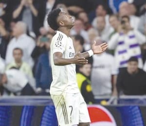 ¡AVANZA REAL MADRID A OCTAVOS DE UCL!; PIDE NO MÁS RACISMO!