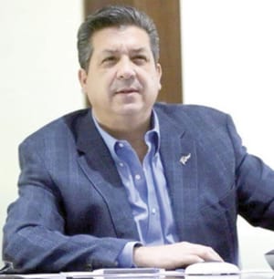 ¡NIEGAN AMPARO A CABEZA DE VACA Y CUATRO FAMILIARES!