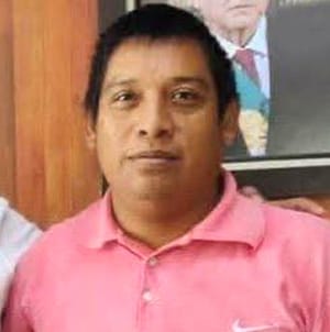 ¡DETIENEN A REPORTERO DIGITAL EN TUXPAN! - *Y le dan una paliza