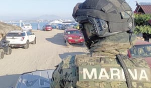 ¡ASEGURA MARINA ARMAS, CARTUCHOS Y RADIOS!