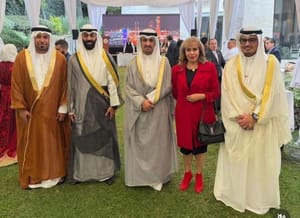 ¡LA CACHAN CON UN BOLSÓN! - CUAL SUFRIR...