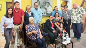 OFRECEN CONVERSATORIO ´PACO PÍLDORA, REY SIN CORONA DEL CARNAVAL PORTEÑO´.