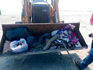 ¡NAHLE DIJO QUE FUE UN BARCO! - *PEMEX ayudará con el derrame