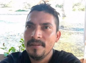 ¡PRIVAN DE LA LIBERTAD A PALAPERO Y A UN ALBAÑIL!